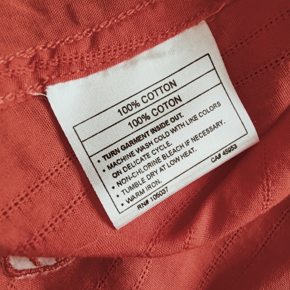 Ariat fitted button down shirt with back embroidery - Size M - Picture 8 of 11